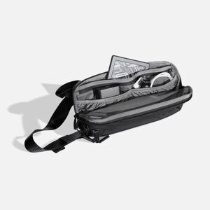 Aer Day Sling 2 Black Waist Bag Crossbody Men's Body Bag